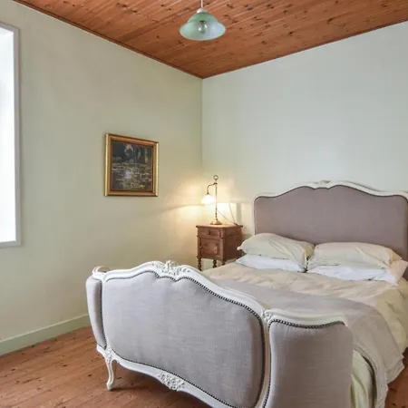 Awesome In W/ 2 Bedrooms * Coëx