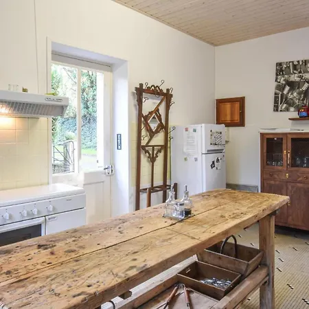 Casa de Férias Awesome In W/ 2 Bedrooms *